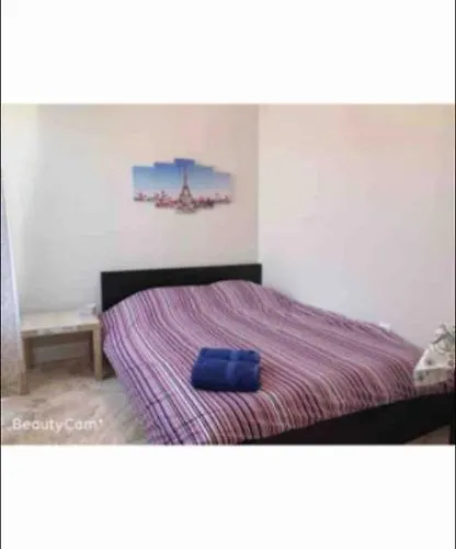 Beautiful Bedroom At Central Baltimore
